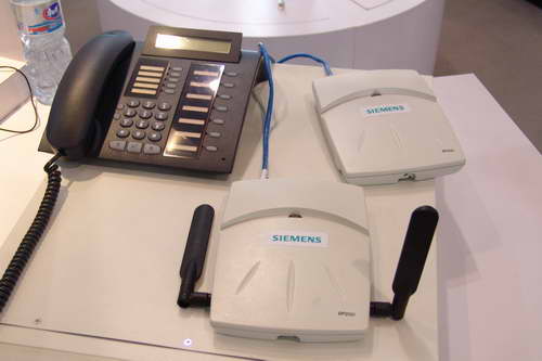 西門子展臺(tái) 2005年中國國際通信設(shè)備技術(shù)展上的科技之光